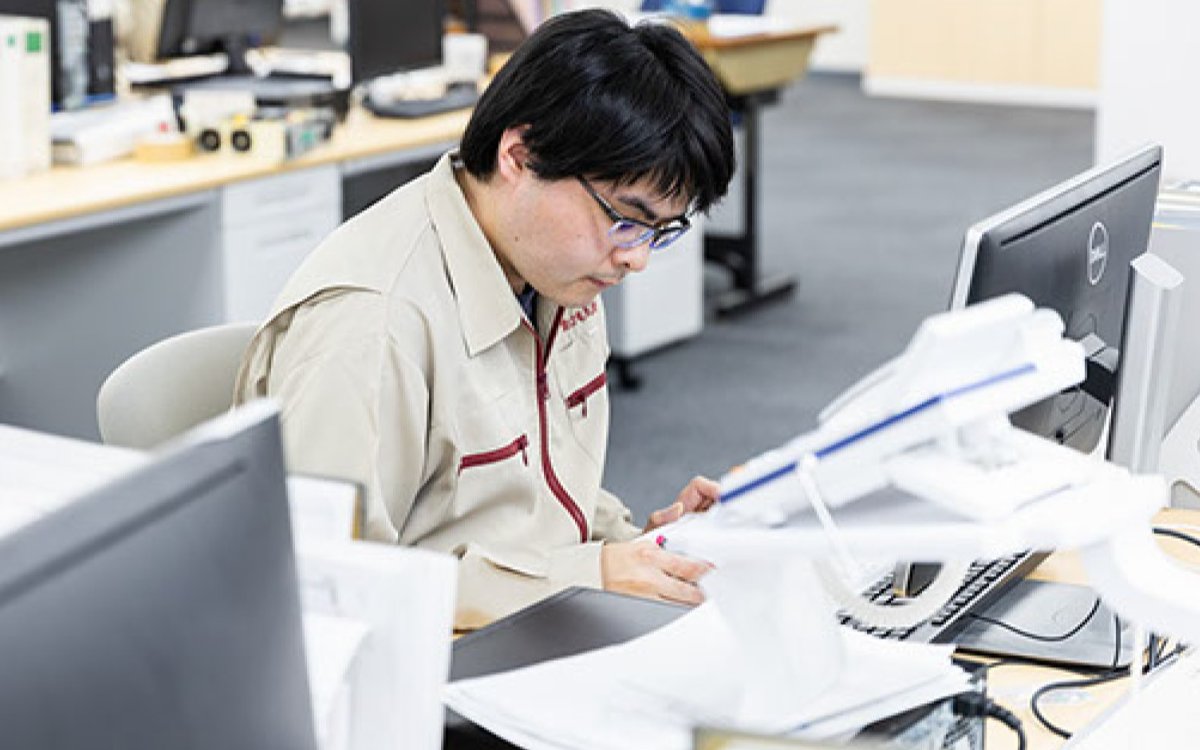 四谷工場 設計部電源設計　S.Iさん